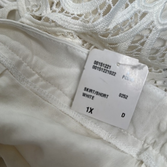 Forever 21 White Lace Skirt NWT Sz 1X - Picture 6 of 7